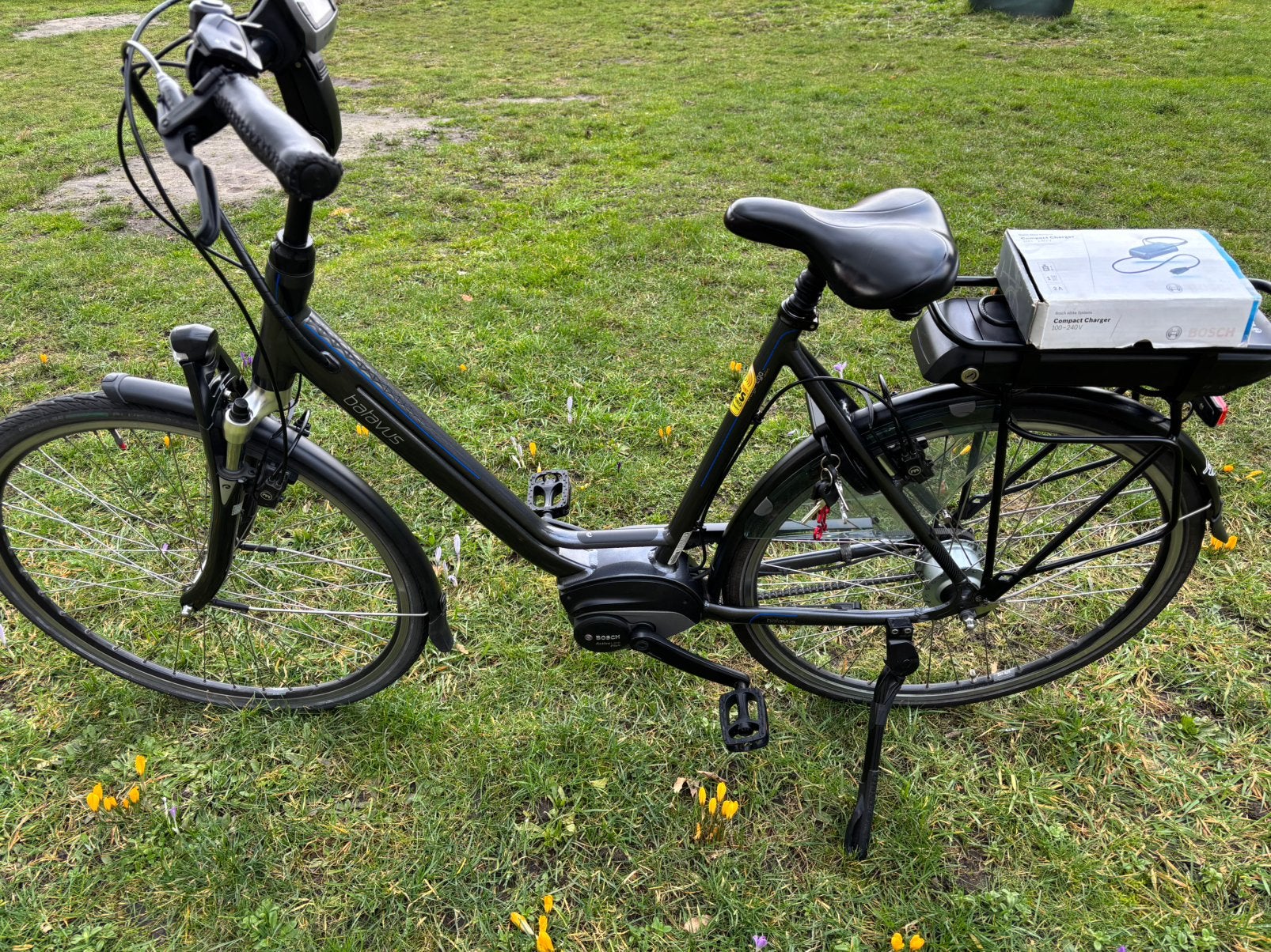 1 Batavus, 1 Trek, Bosch middenmotor ebikes belt, weinig kms, Ophalen, Batavus, Zo goed als nieuw, 51 tot 55 cm