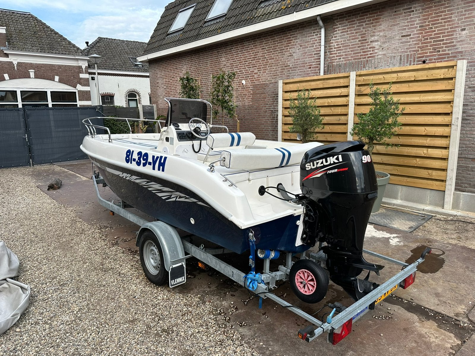 Aquamar Samoa 19ft – Suzuki 90 pk 4-takt – Vlemmix trailer, Watersport en Boten, Vis- en Consoleboten, 2 m, Viertaktmotor, 90 pk