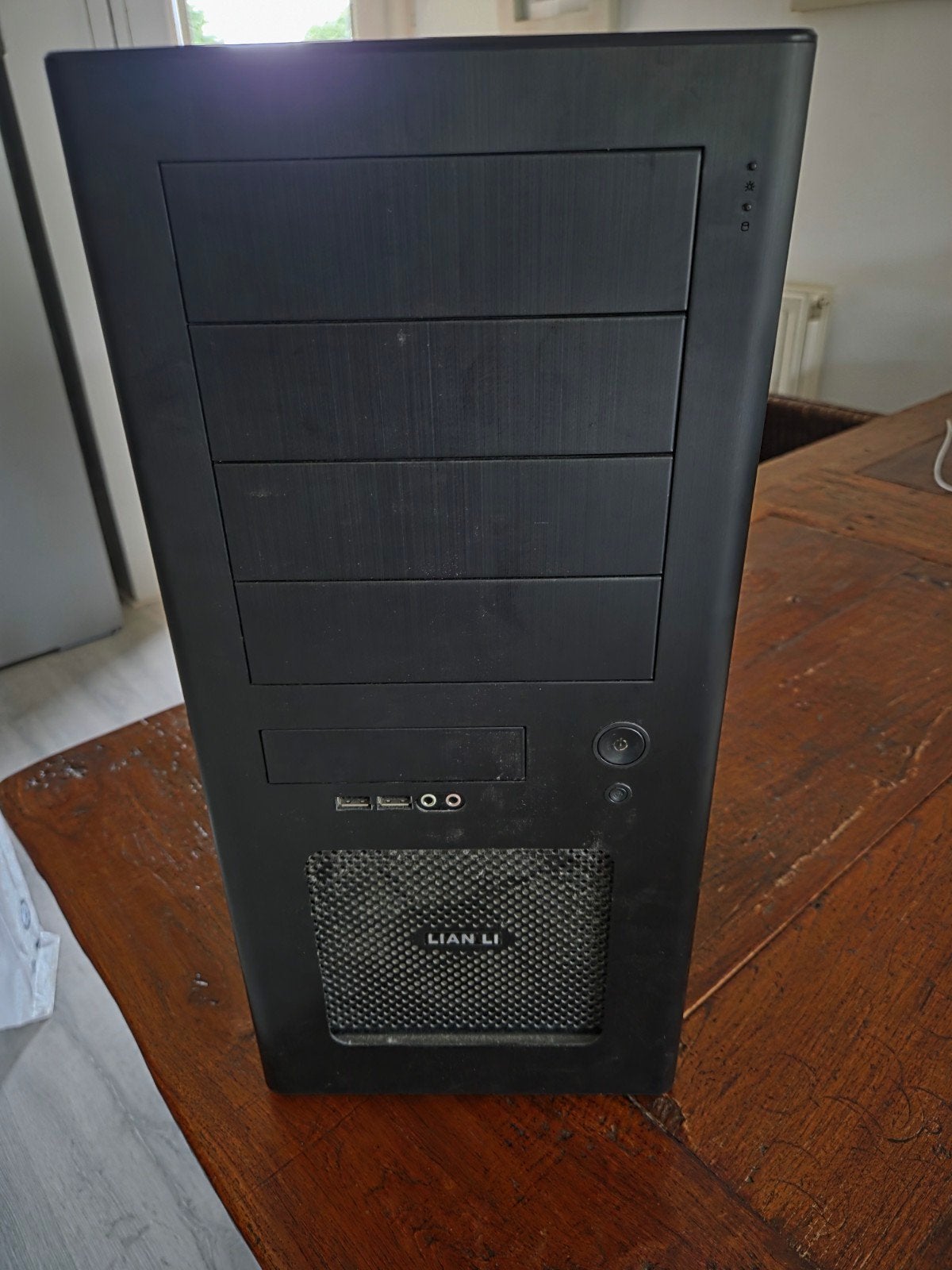 Complete PC met Samsung monitor – Linux Mint 18.3, Computers en Software, Desktop Pc's, Gebruikt, Ophalen