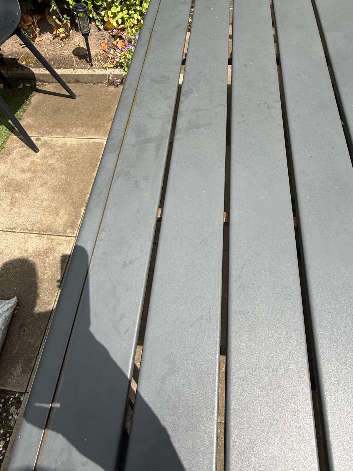 Tuinset aluminium tafel en 4 kunststof stoelen, Ophalen, Gebruikt, Rechthoekig, Metaal
