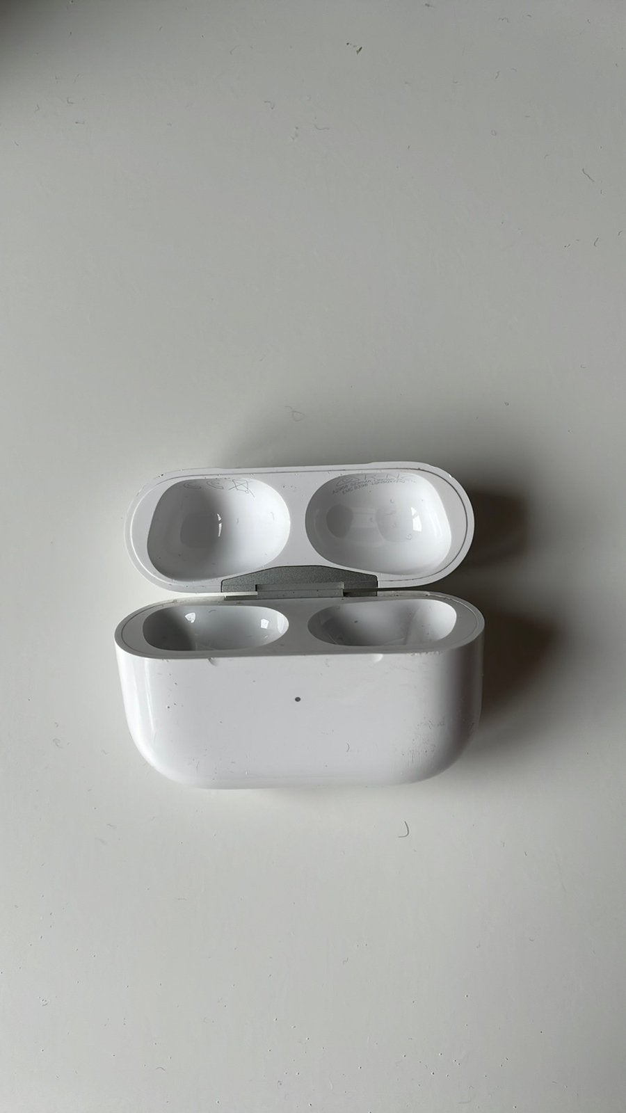 Airpods case Pro 2, Overige merken, In-ear, Ophalen of Verzenden, Zo goed als nieuw