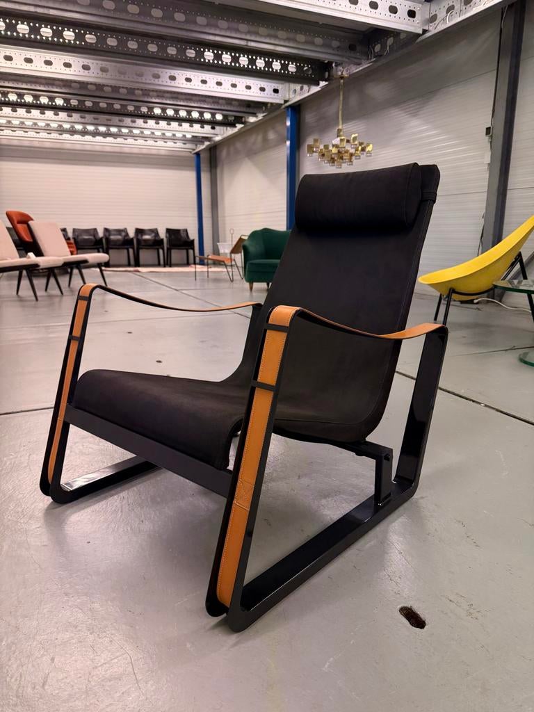 Vitra Jean Prouvé Stoel 2002 - Zo goed als nieuw, Zwart, Ophalen of Verzenden, Zo goed als nieuw, Eén