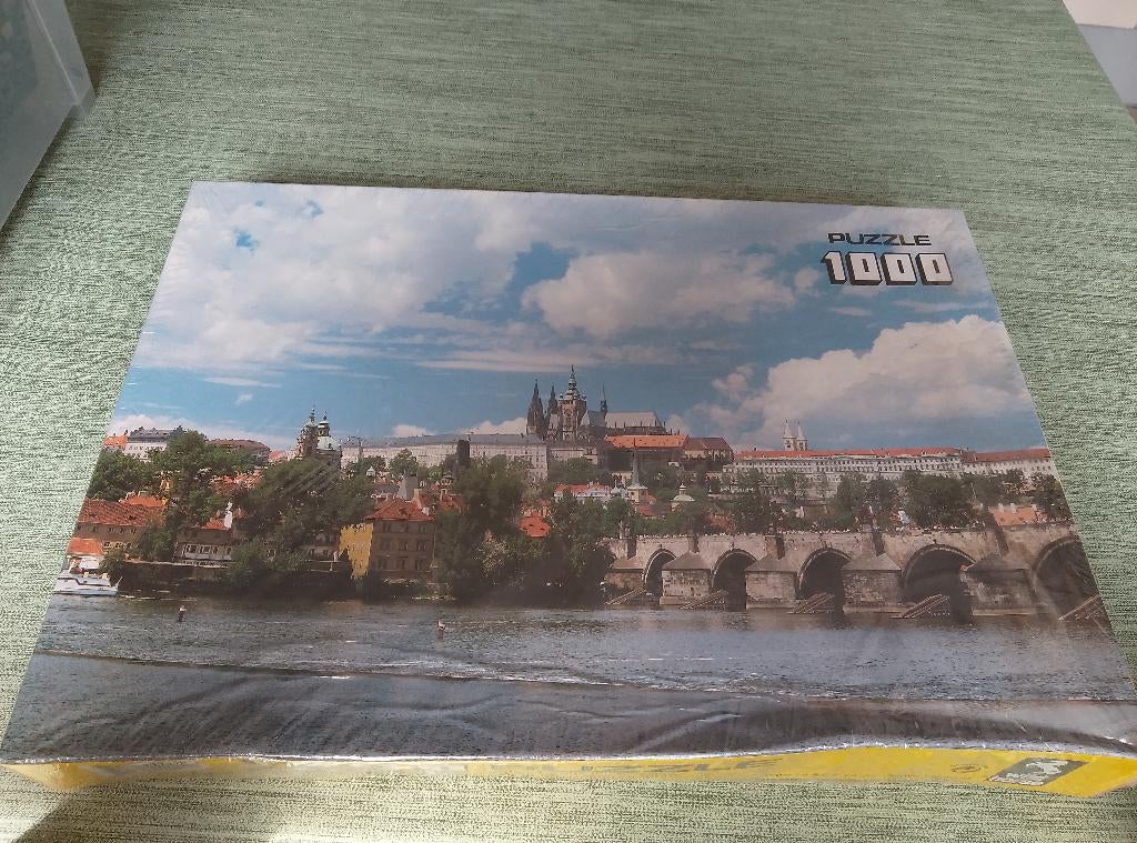1000 stukjes puzzel Praag nog helemaal in cellofaan, Ophalen of Verzenden, 500 t/m 1500 stukjes, Nieuw, Legpuzzel