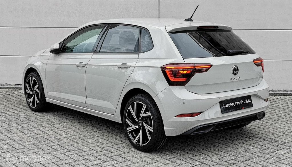 Volkswagen Polo 1.0 TSI Style 95PK/DSG/IQLIGHT/CARPLAY/PDC/, Auto's, Stof, 95 pk, 1104 kg, Wit
