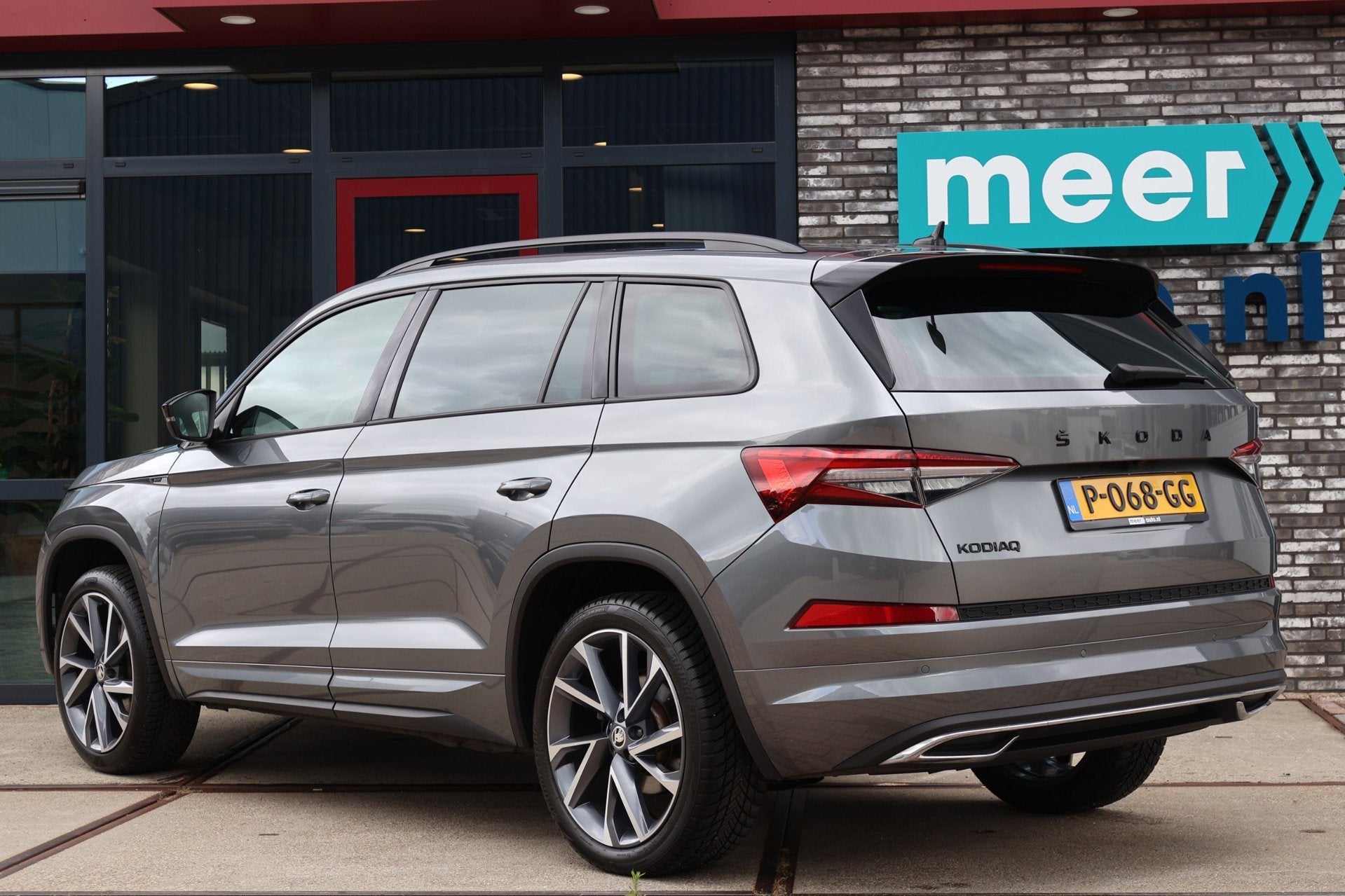 Skoda Kodiaq 1.5 TSI Sportline DSG l VIRTUAL l CAMERA l KEYL, Auto's, Dealer onderhouden, Euro 6, 4 cilinders, 150 pk