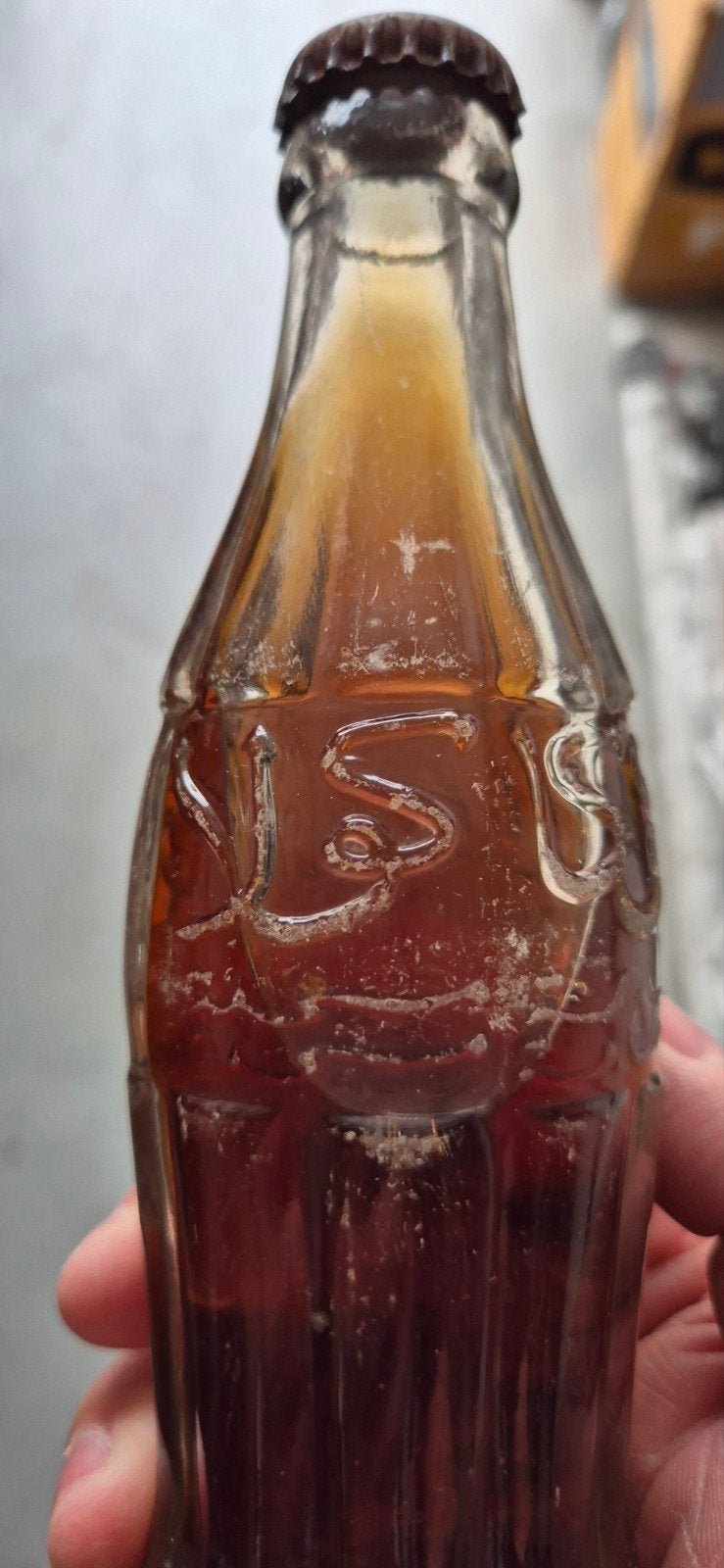 Vintage glazen Coca-Cola flesje / Hobble skirt / Egypte, Verzamelen, Ophalen of Verzenden, Gebruikt, Verpakking