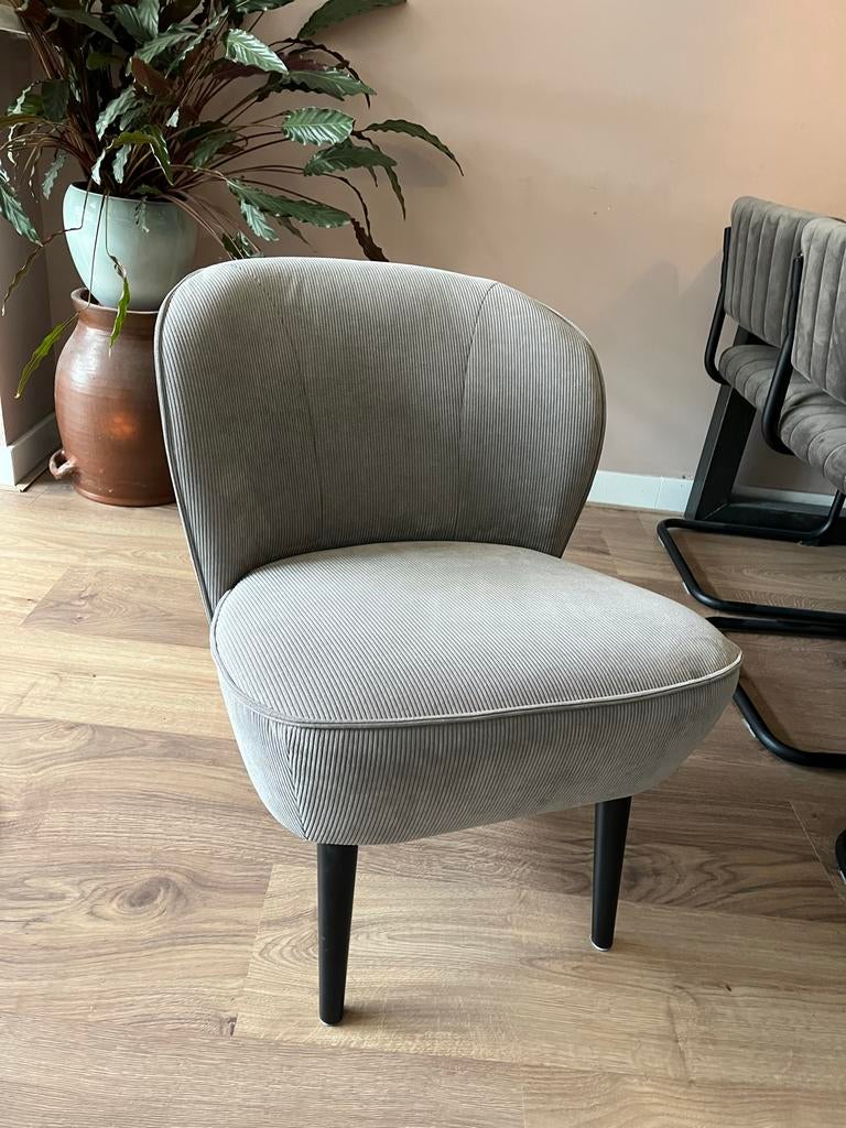 Stijlvolle Fauteuilstoel van Wood - Ribstof Grijs, Huis en Inrichting, Fauteuils, Ophalen, Minder dan 75 cm, Zo goed als nieuw