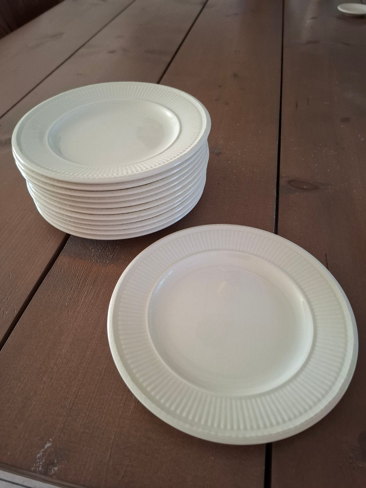 Wedgwood Edme Barlaston borden - 12 stuks, Klassiek, Ophalen of Verzenden, Zo goed als nieuw, Bord(en)
