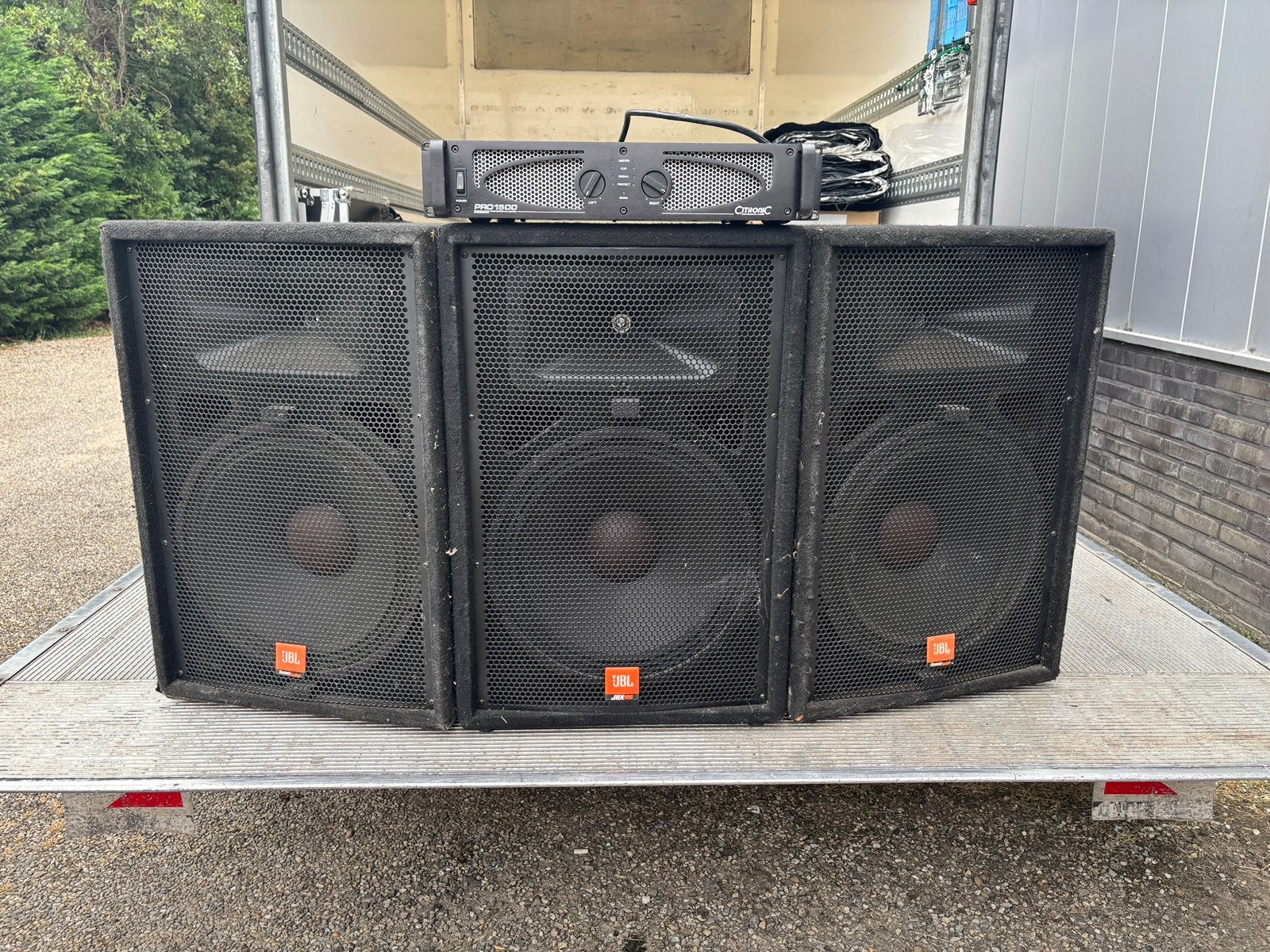 JBL Speakers met versterker