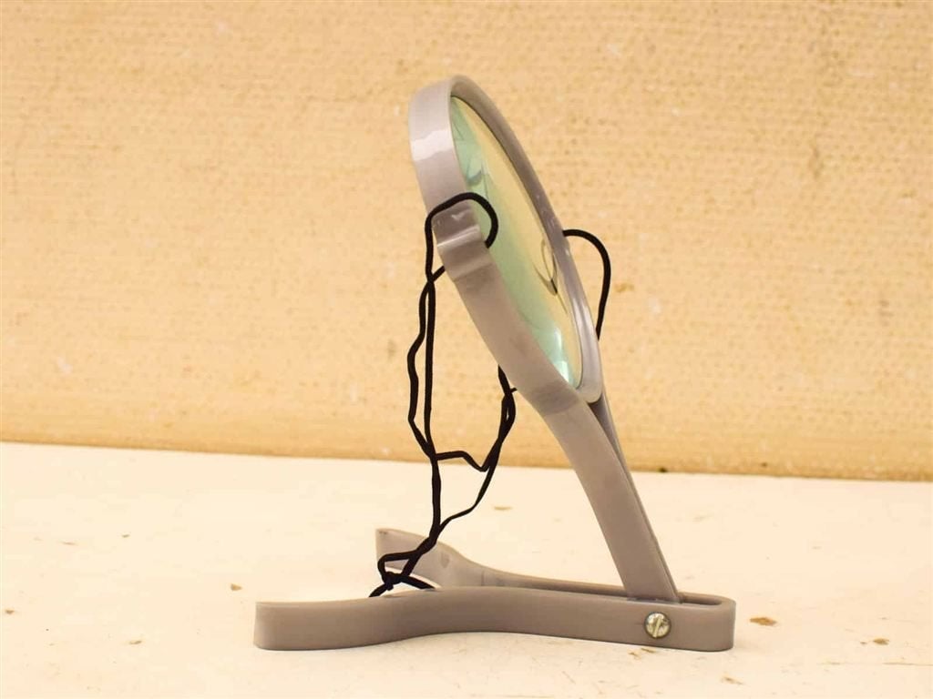 Three - in -one Utility Magnifier vergrootglas 52768, Hobby en Vrije tijd, Ophalen of Verzenden, Gebruikt, Loeplamp