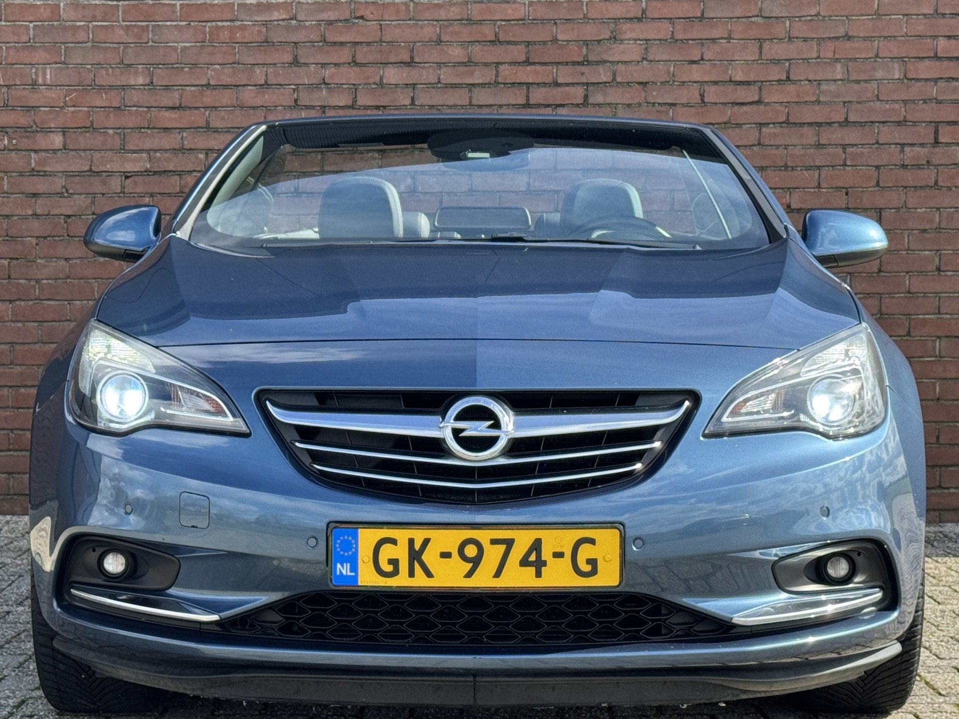 Opel Cascada 1.6 TURBO COSMO | NL-AUTO! | LEDER! | NAVI!, Auto's, Voorwielaandrijving, 15 km/l, Gebruikt, 4 cilinders