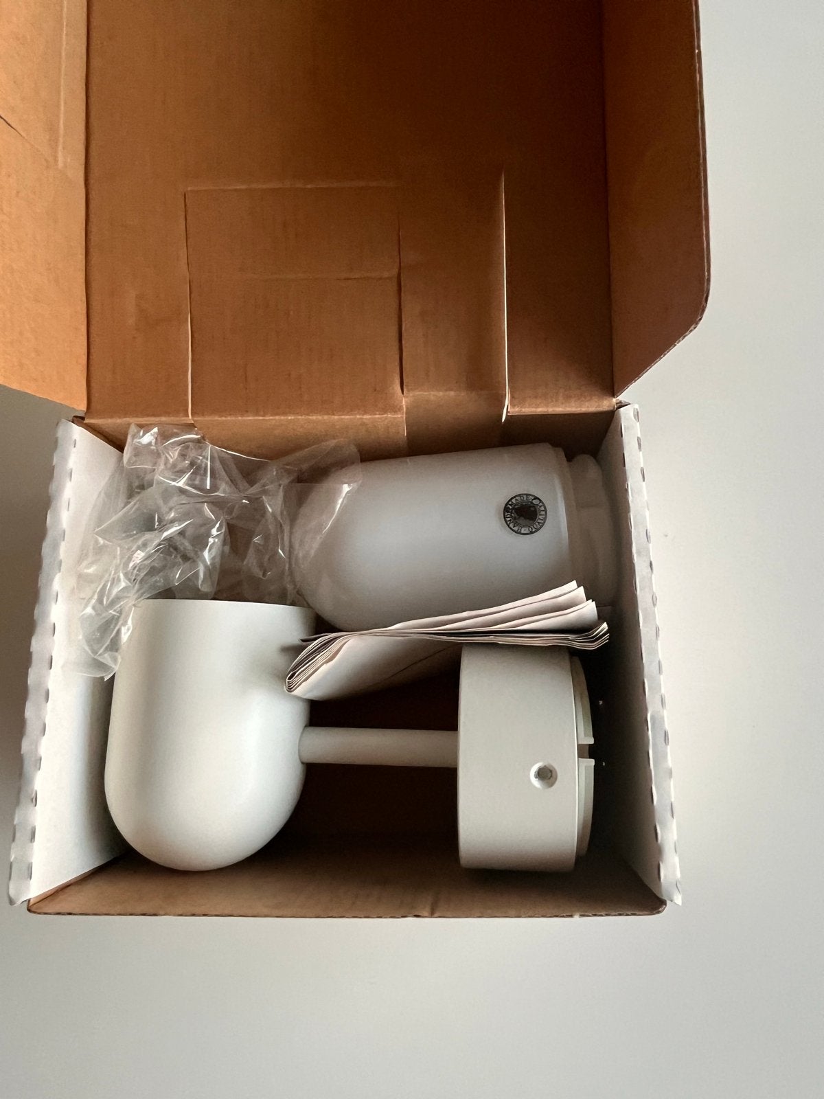 Östana wandlamp van Ikea, wit nieuw in originele verpakking, Ophalen of Verzenden, Nieuw