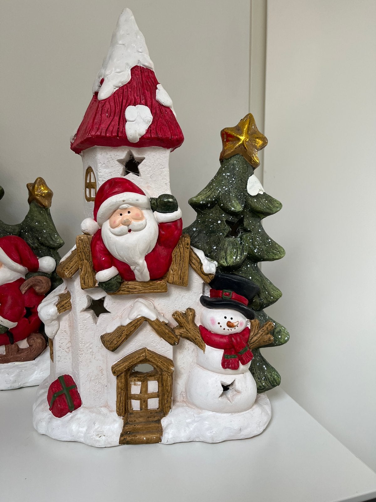 Kerstdecoratie sneeuwman pop uit huis hangend, Ophalen, Zo goed als nieuw