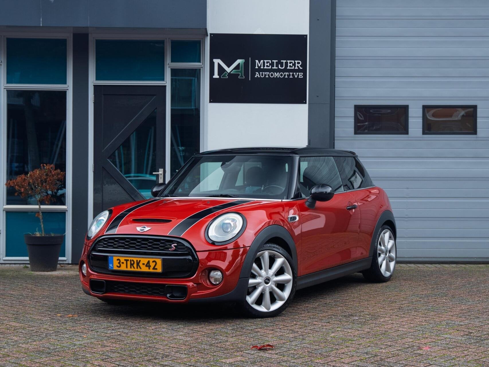 MINI Cooper S Chili|JCW 211PK|HUD|HarmanK|Adaptief|Keyless|L, Auto's, Voorwielaandrijving, 1998 cc, Gebruikt, Euro 6