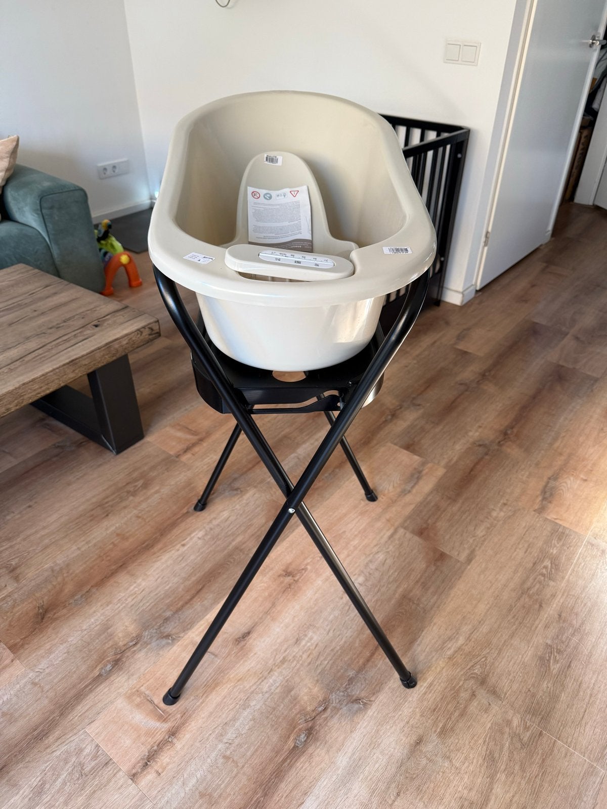 Prenatal babybad met standaard, zitje en badthermometer, Ophalen, Zo goed als nieuw, Badje, Prenatal