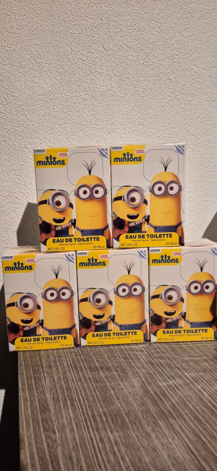 Minions Eau de Toilette 100ml - Nieuw in verpakking, Sieraden, Tassen en Uiterlijk, Air-Val International, Nieuw, Ophalen of Verzenden