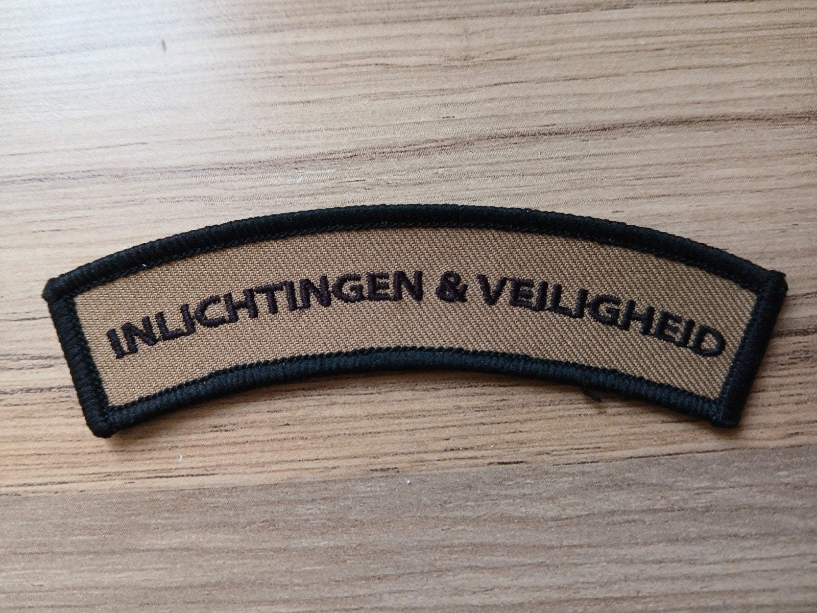 straatnaam Korps Inlichtingen & Veiligheid 1e aanmaak, Verzenden, Landmacht, Nederland, Embleem of Badge