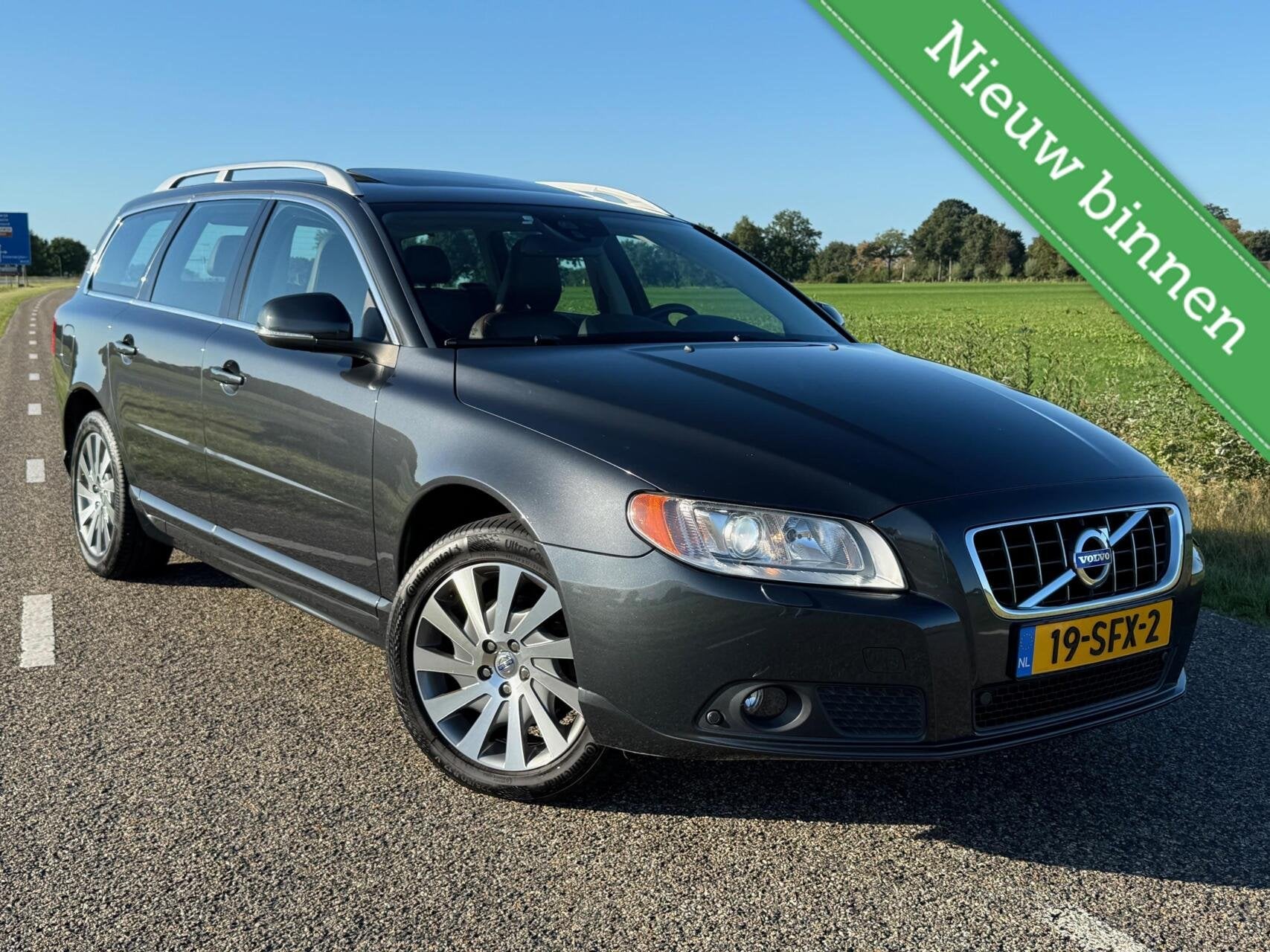 Volvo V70 1.6 T4 Aut Limited Edition 180pk | Orig NL, Auto's, Euro 5, Gebruikt, 4 cilinders, 179 pk