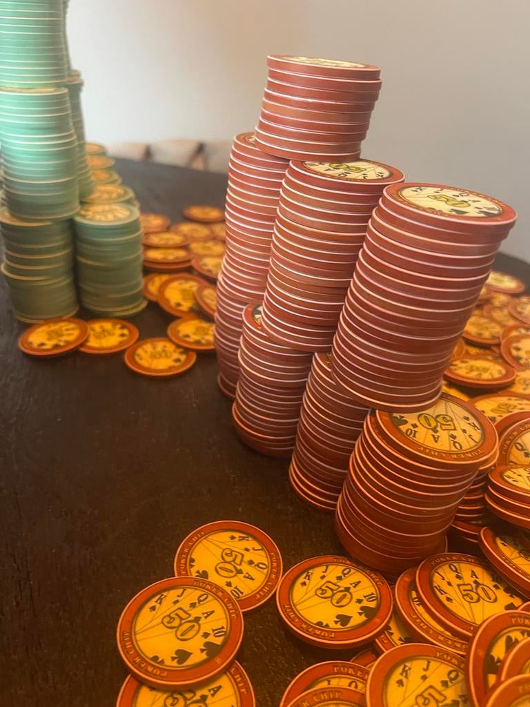 Keramische pokerfiches lees adv, Hobby en Vrije tijd, Vijf spelers of meer, Ophalen of Verzenden, Gebruikt