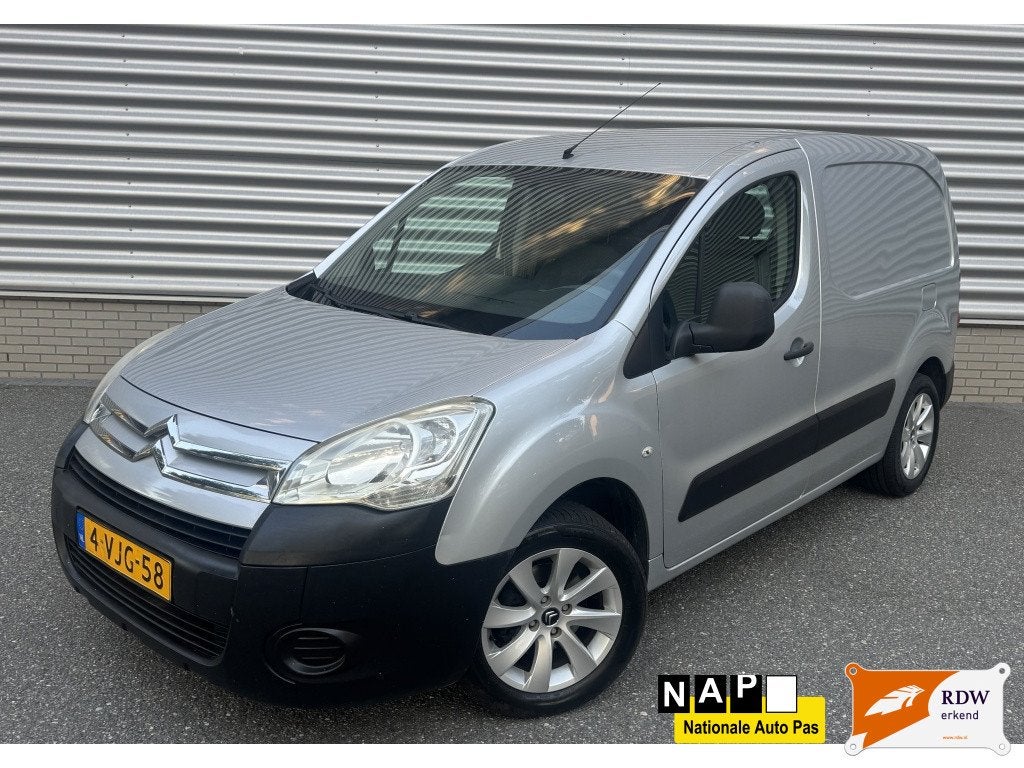 Citroën Berlingo 1.6i BENZINE NAP Nwe APK (bj 2010), Auto's, Bestelauto's, Gebruikt, 4 cilinders, Citroën, Origineel Nederlands