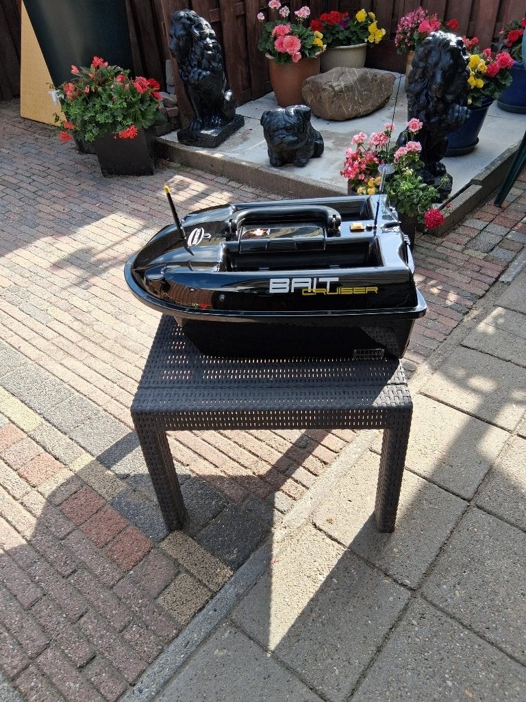 voerboot becruiser xxl, Ophalen, Zo goed als nieuw, Overige typen