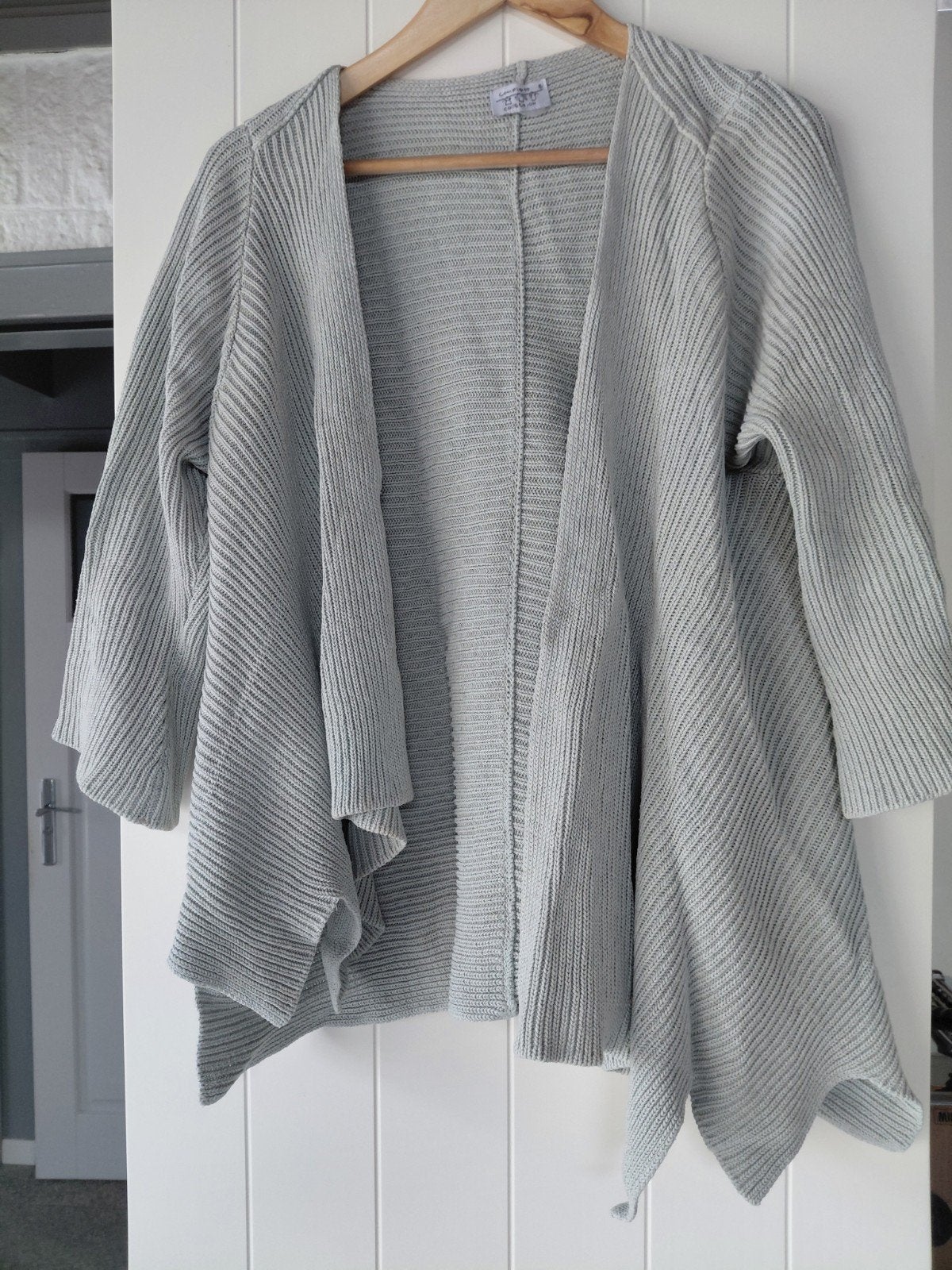leuk vestje. groenig. merk Completo maat M, Verzenden, Zo goed als nieuw, Maat 38/40 (M), Groen