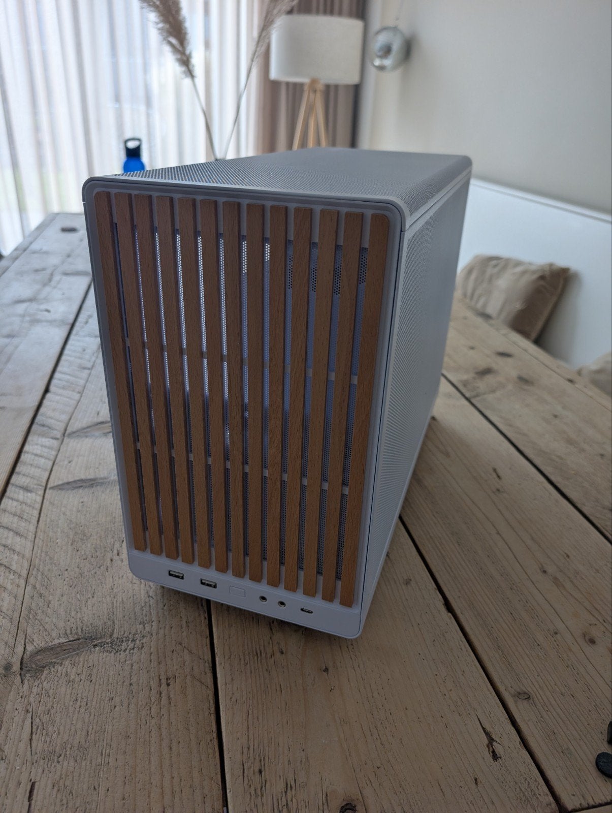 Lian Li A3-mATX Wood Edition Wit Zijglas Behuizing, Ophalen of Verzenden, Zo goed als nieuw