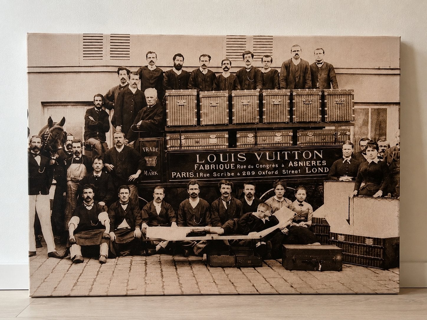 Louis Vuitton vintage canvas schilderij sepia – 70 x 50 cm, Ophalen, Zo goed als nieuw