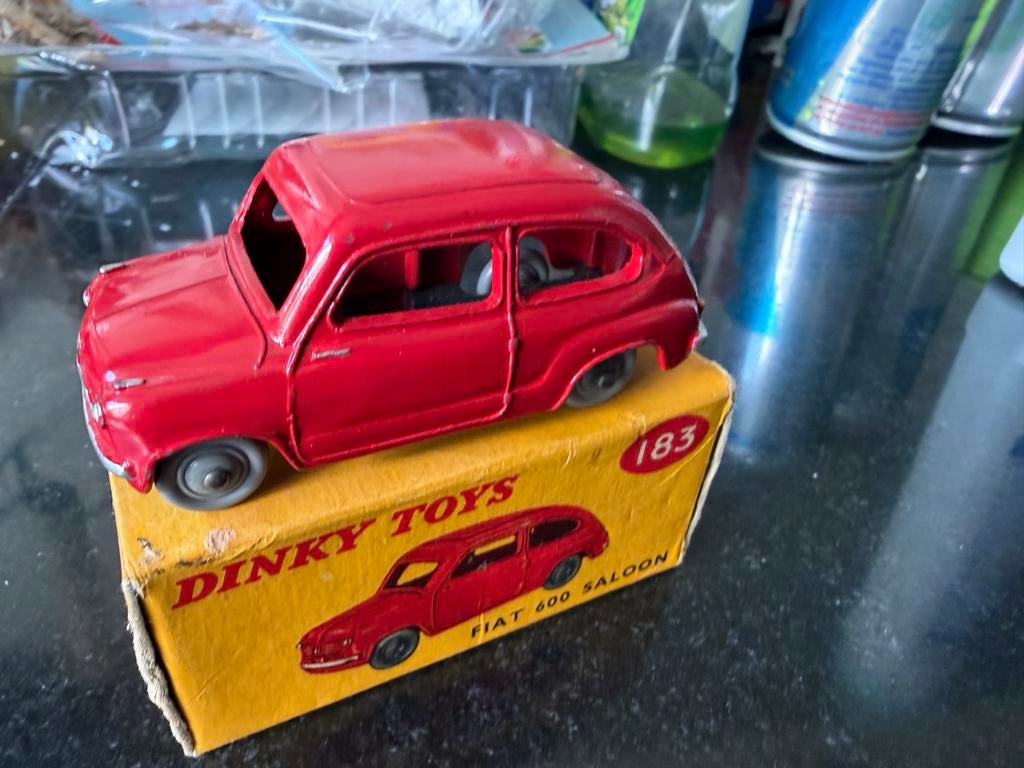 Dinky Toys Engeland Fiat 600 -  in doos (Origineel), Auto, Nieuw, Dinky Toys, Ophalen of Verzenden