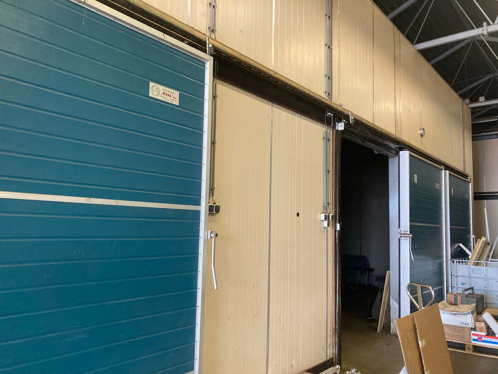 Grote koelcel met 4 schuifdeuren., Ophalen, 200 liter of meer, 60 cm of meer, 160 cm of meer