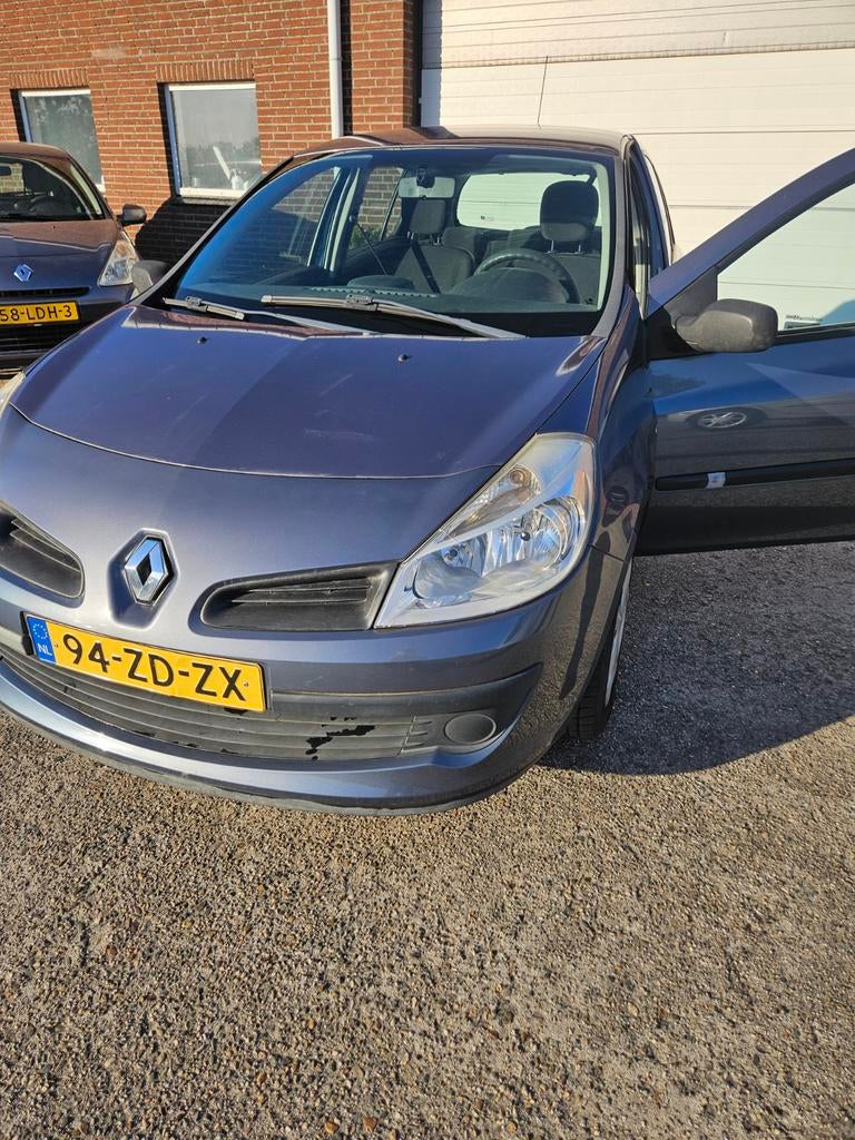 Renault Clio 1.2 16V 55KW 5-DRS E4 2008 Blauw, Auto's, Voorwielaandrijving, 74 pk, 4 cilinders, Blauw