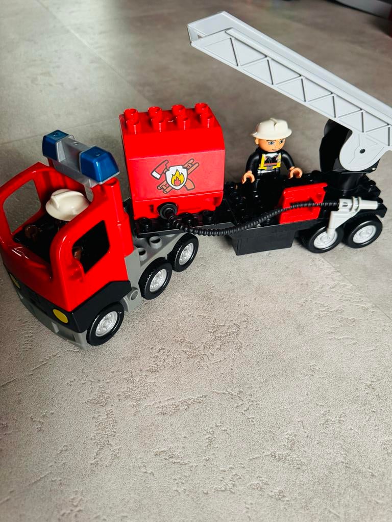 Lego Duplo Brandweerwagen met aanhanger en brandweerman, Ophalen of Verzenden, Gebruikt, Duplo, City
