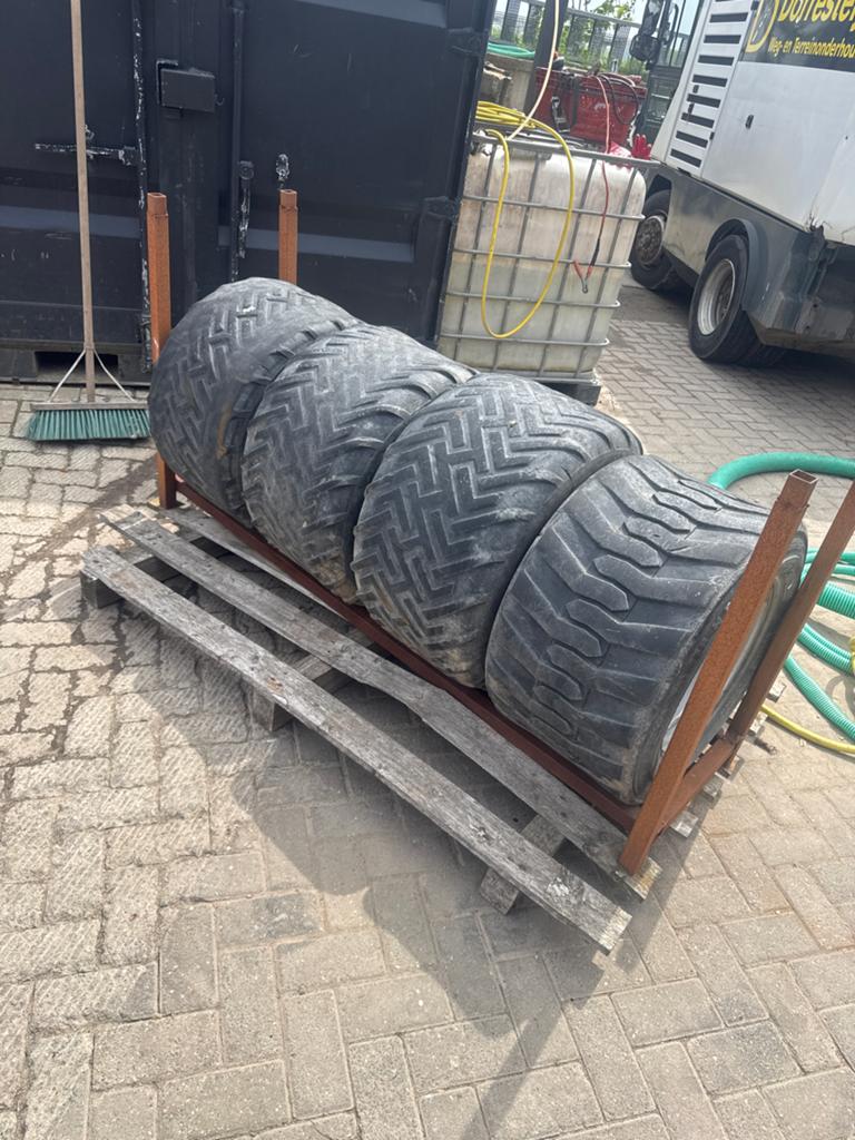 Gebruikte banden met velg giant 452, Ophalen, Gebruikt, Overige, Overige maten