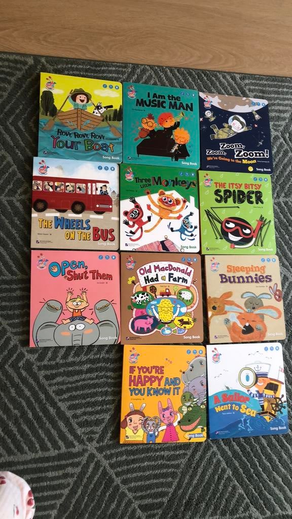 kids English books, 1.5 Euro each, 15 euros for all, Ophalen, Zo goed als nieuw