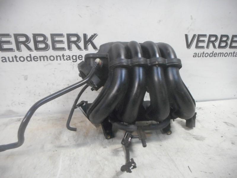 Inlaatspruitstuk Ford StreetKa (2002-12/2005-12), Gebruikt, Henry-Ford-Straße  1, Köln 50735, , Duitsland, Ford-Werke GmbH, Kunden@ford.com