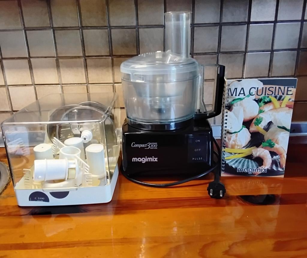 Magimix keukenmachine Compact 3100 Automatic multi cuve, Witgoed en Apparatuur, Keukenmixers, Ophalen, Gebruikt