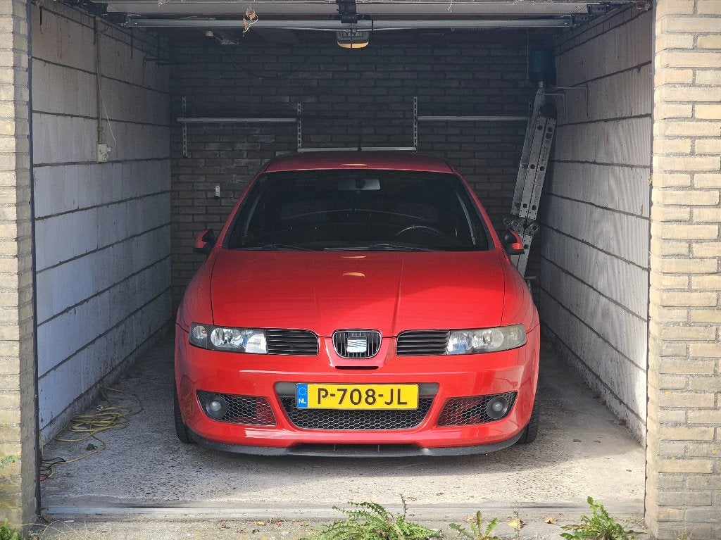 Seat leon Cupra R 2005 1M 225PK BAM, Voorwielaandrijving, 1349 kg, Stof, Zwart