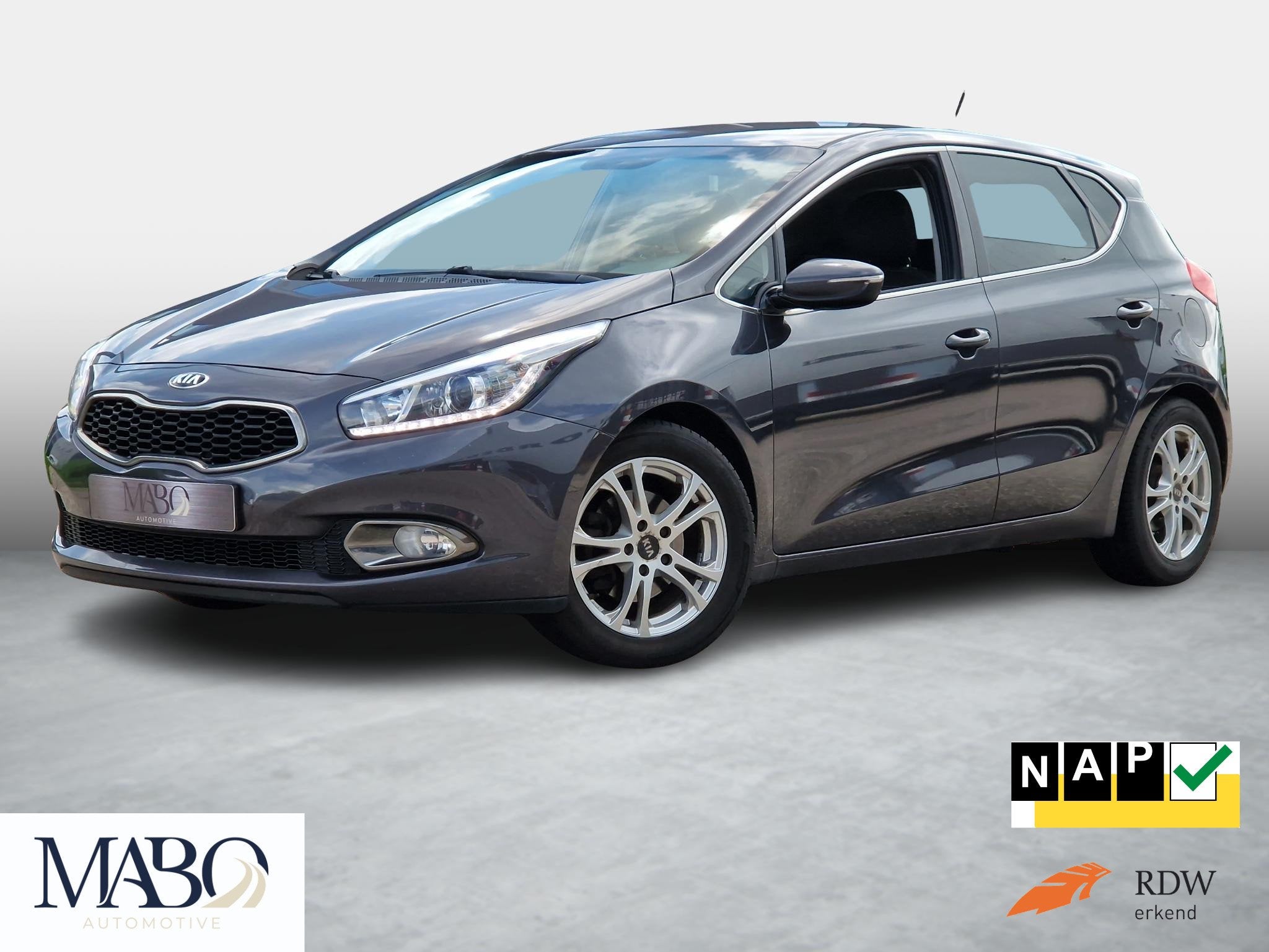 Kia cee'd 1.6 GDI DynamicLine |NL Auto|Goed onderh.|Navi |Ca, Auto's, Voorwielaandrijving, Euro 5, Gebruikt, 4 cilinders