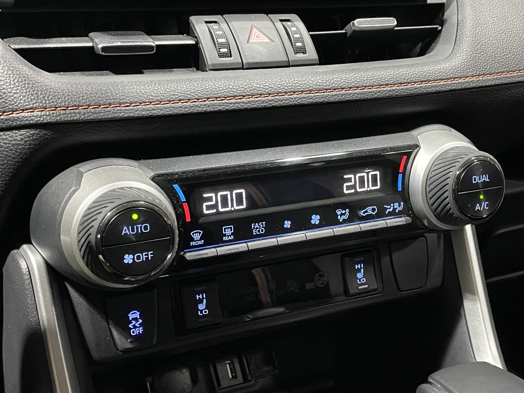 Toyota RAV4 2.5 Hybrid AWD ADVENTURE Schuif/Kanteldak, 360 C, Auto's, Dealer onderhouden, Euro 6, 4 cilinders, 2487 cc