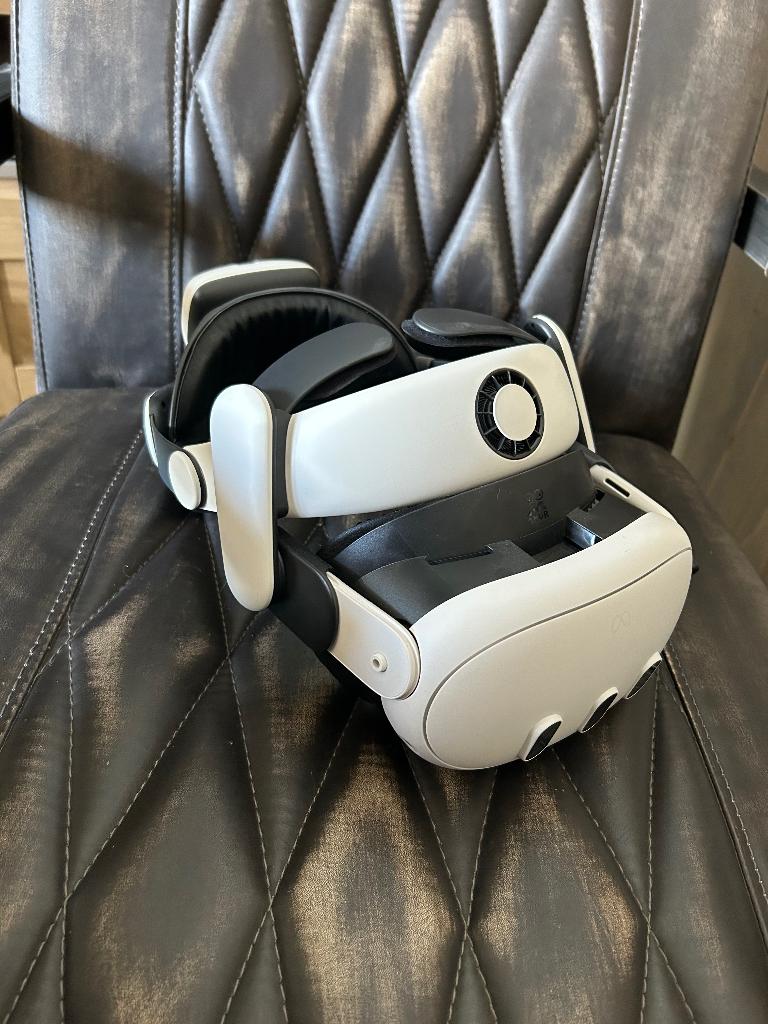 Meta Quest 3 128GB | BOBOVR S3 Pro, Spelcomputers en Games, Virtual Reality, Ophalen, Zo goed als nieuw, VR-bril, Overige platformen