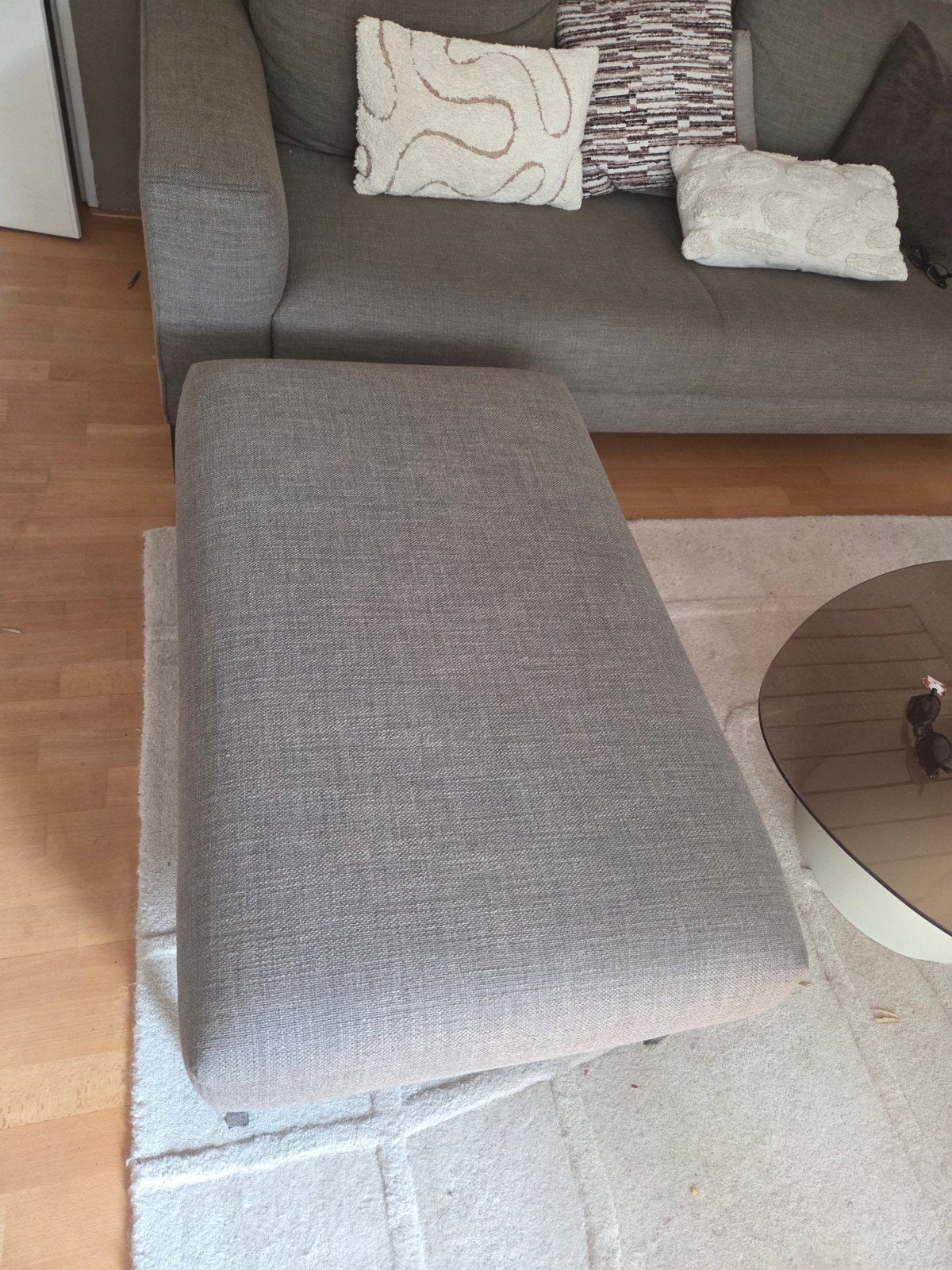 Grote hocker/poef van het kwaliteitsmerk Design on Stock, Ophalen, Minder dan 75 cm, Tweepersoons, Zo goed als nieuw