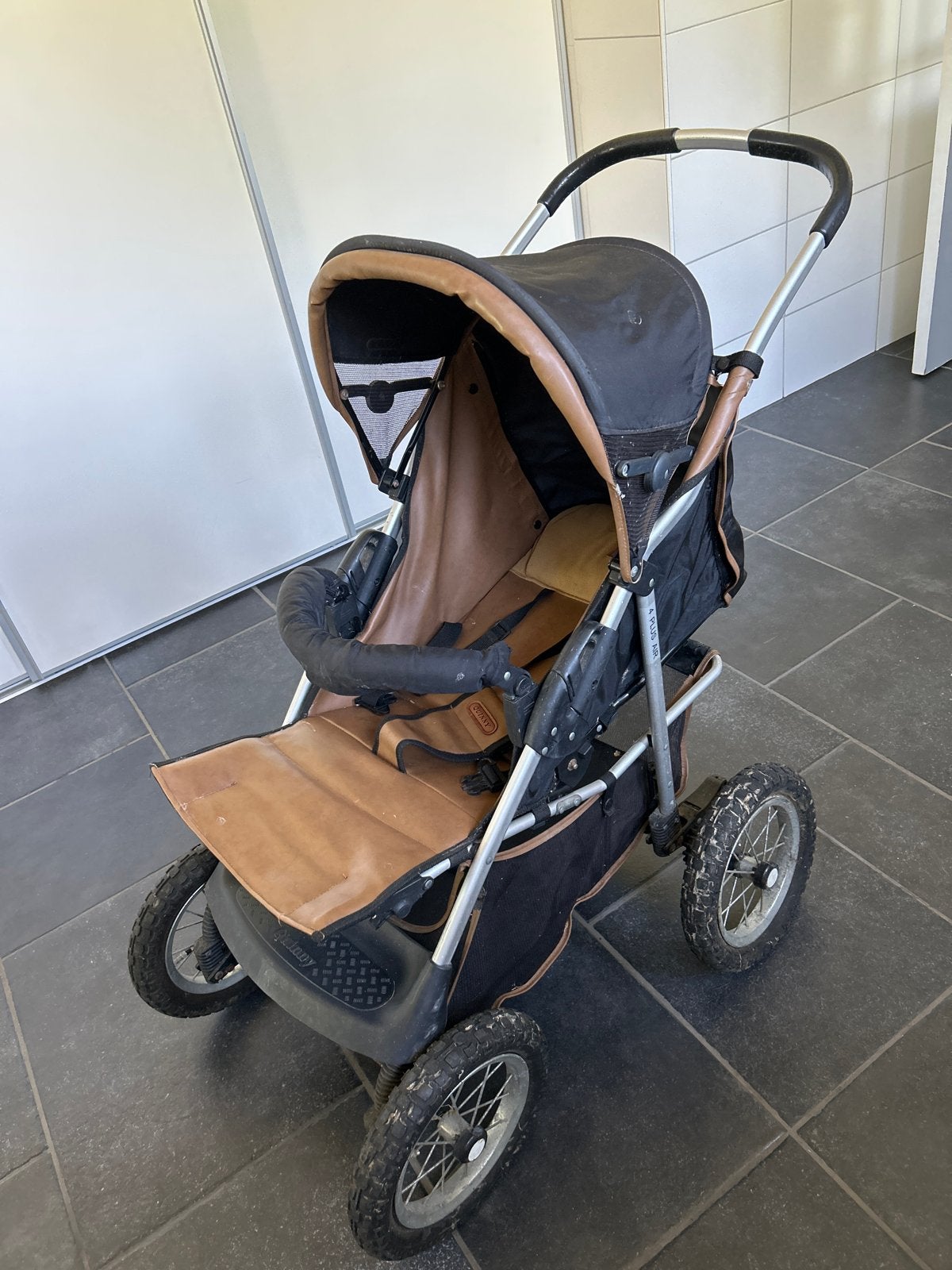 Quinny kinderwagen met eenvoudig afneembare wielen, Gebruikt, Luchtbanden, Quinny, Ophalen