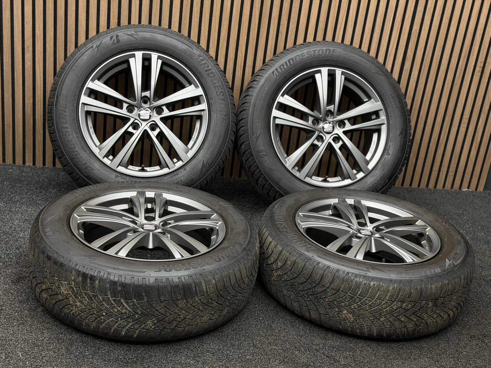 WINTER! 17 inch - Tarraco Tiguan Kodiaq 5x112 ET40 215/65/17, Auto-onderdelen, Banden en Velgen, Ophalen, 215 mm, ., Banden en Velgen