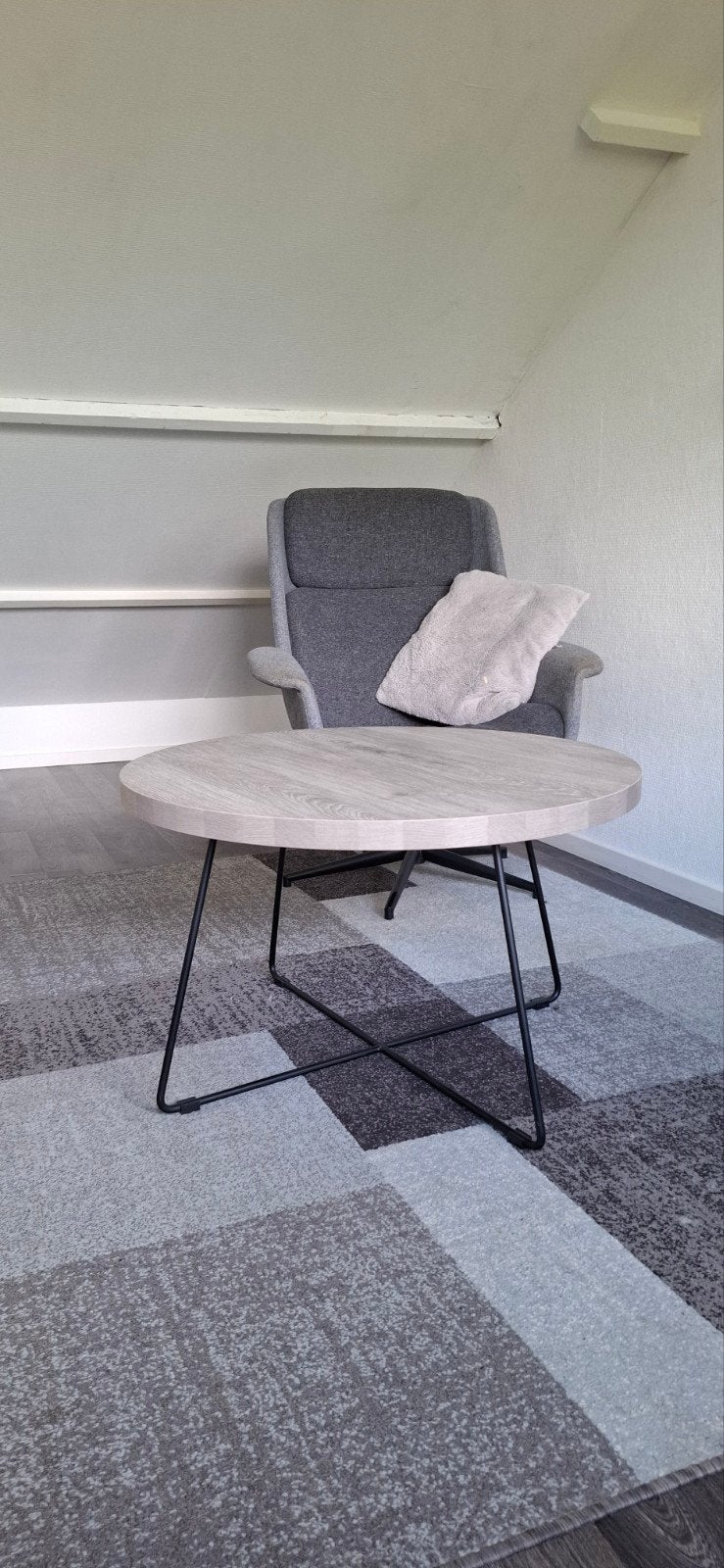 Moderne ronde salontafel met metalen onderstel, 50 tot 100 cm, Modern, Industrieel, Rond, 50 tot 100 cm