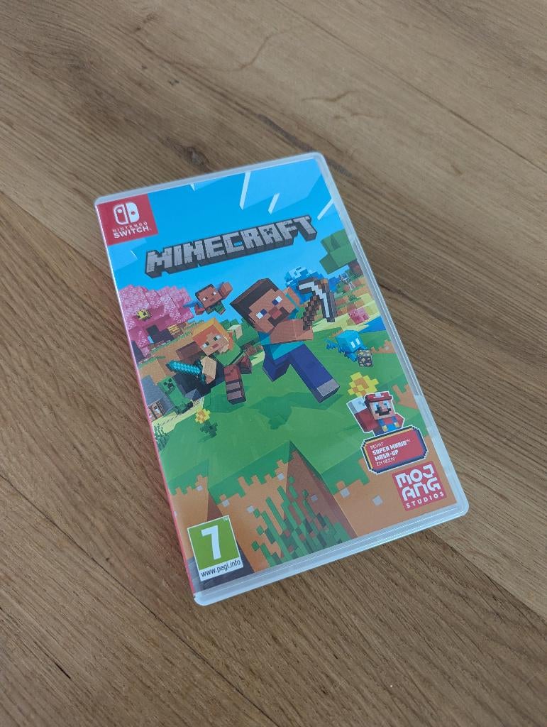 Minecraft - Nintendo Switch, Spelcomputers en Games, Games | Nintendo Switch, 3 spelers of meer, Ophalen of Verzenden, Zo goed als nieuw
