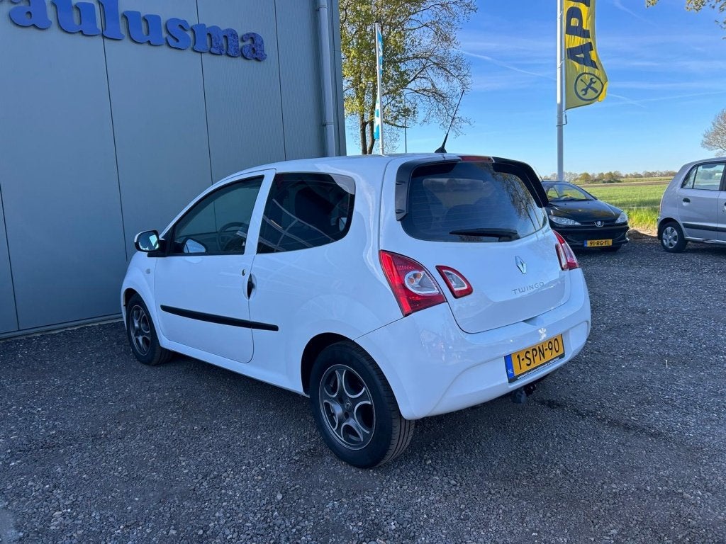 Renault Twingo 1.2 16V Parisienne|AIRCO|BLUETOOTH|TREKHAAK, Auto's, Renault, Twingo, Gebruikt, 4 cilinders, 4 stoelen