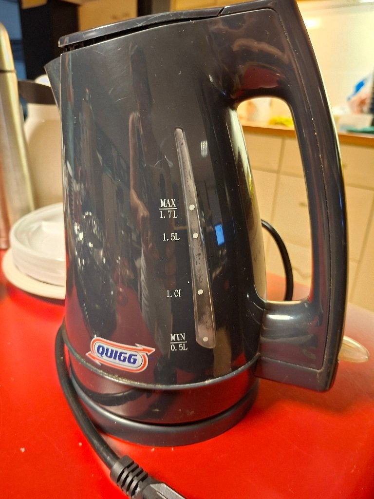 Waterkoker Elektrisch, 1 tot 2 liter, Ophalen, Gebruikt
