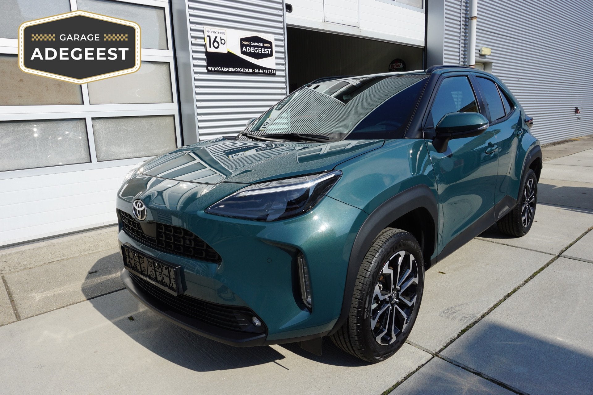 Toyota Yaris Cross 1.5 Hybrid 115 Dynamic |Navi|Carplay|PDC, Stof, Gebruikt, Zwart, 1165 kg
