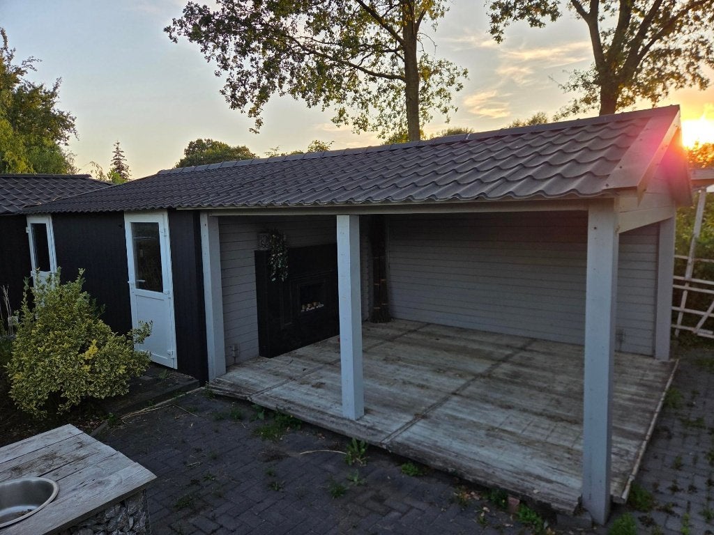 gratis af te halen schuurtje + overkapping, Ophalen, Gebruikt, Veranda