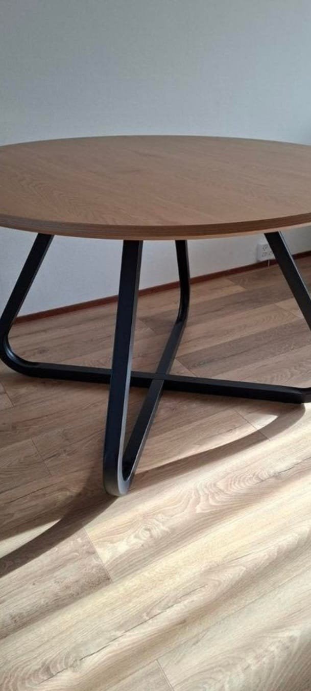 Nieuwe eettafel, tijdelijk gebruikt, Ophalen, Rond, 75 cm of meer, 60 cm of meer